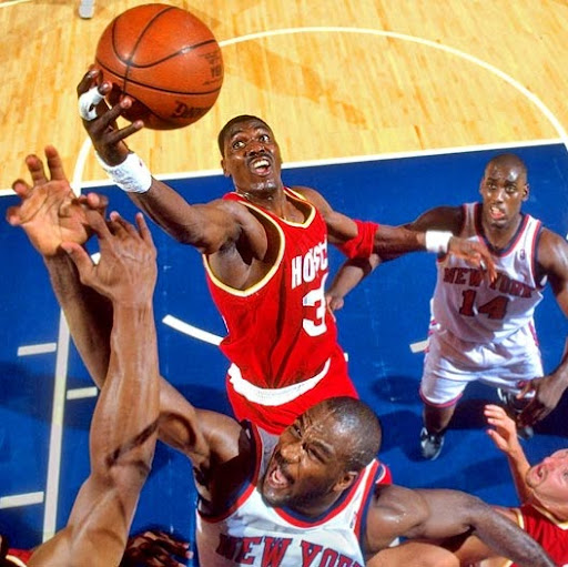 Hakeem Olajuwon Photo 14