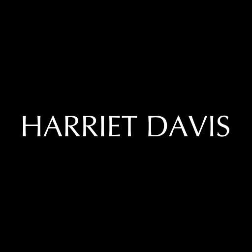 Harriet Davis Photo 37